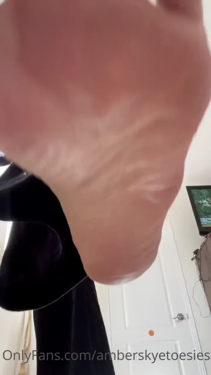 Right off the clifffffff msg for full video 