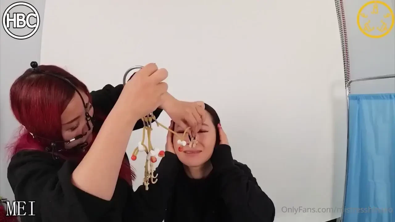 Main clips 12 46 minutes photo set 10 pictures a walk outside with 