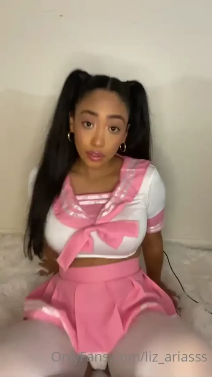 Who wants to see my play with myself come play with me 