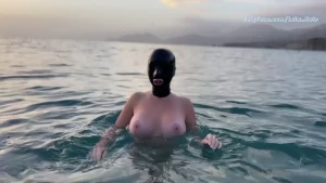 I can t sea went swimming today and enjoyed this amazing and exciting