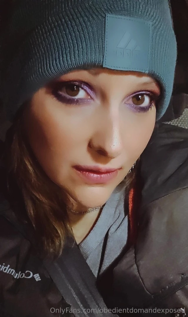 I want you to undress me layer by layer 