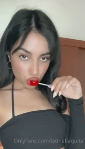Una paleta bien rica y mis nalgas dime qu foto o video te gusta m s part 1