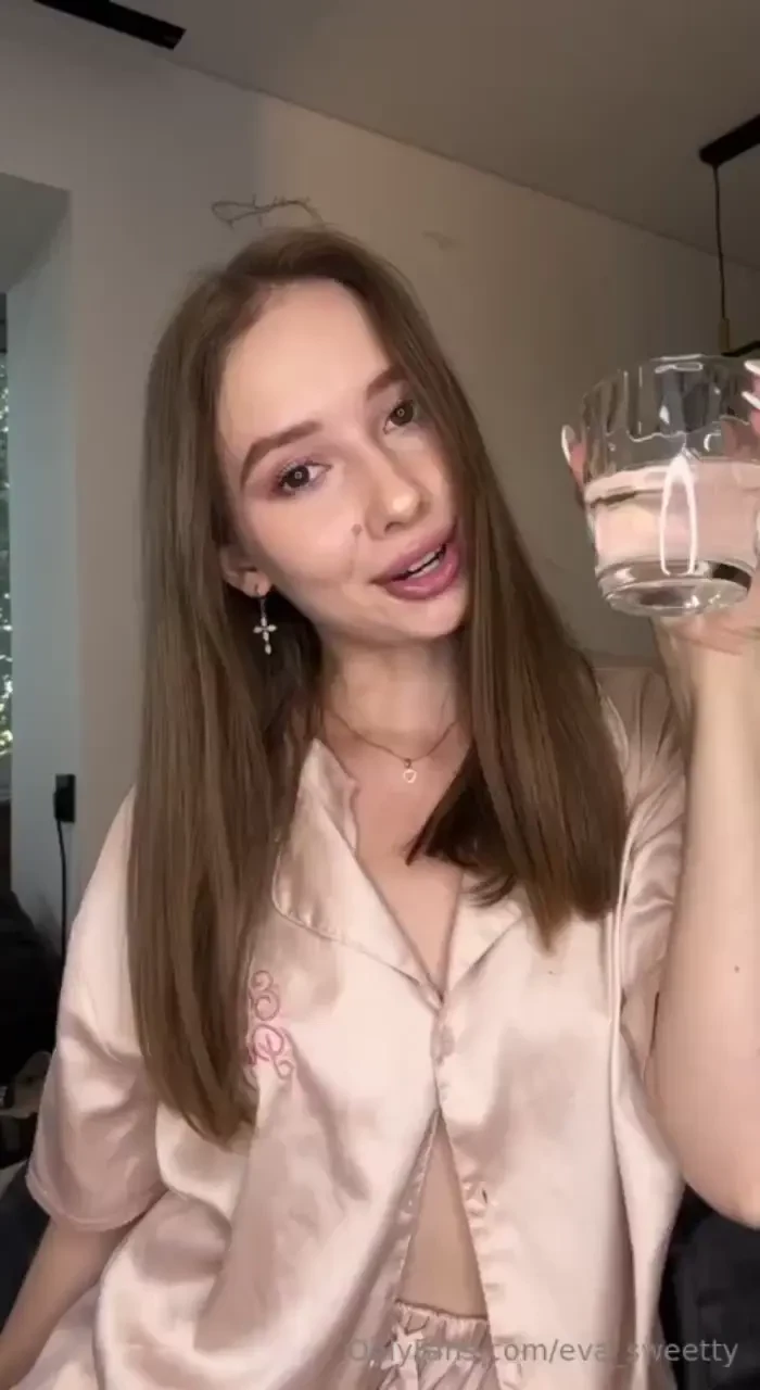 Good morning a morning glass of water is an easy way to jumpstart your 