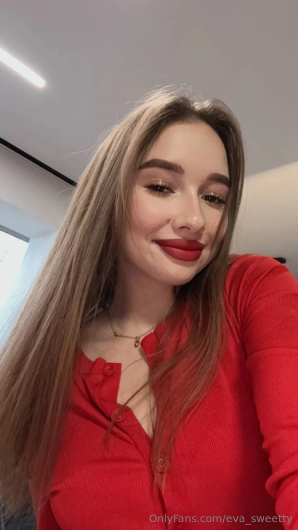 Why do you think the color red is so eye catching share your thoughts 