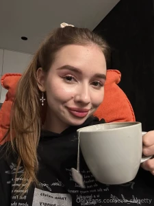 What s your favorite tea i like it black or berry