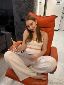 I m combining singing and drawing more and more often i think it s