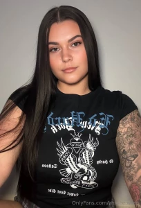 Message meee im bored