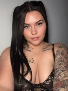 Hey babe did you see what i sent you in your dms