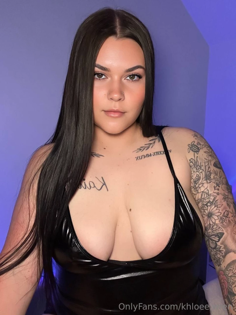 Do you like a girl to have big juicy titties 