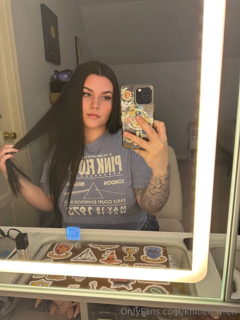 Stop scrolling and message me already part 1 