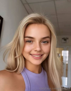 Aria_stark she aria_stark needs your cock more than ever this beauty part 32