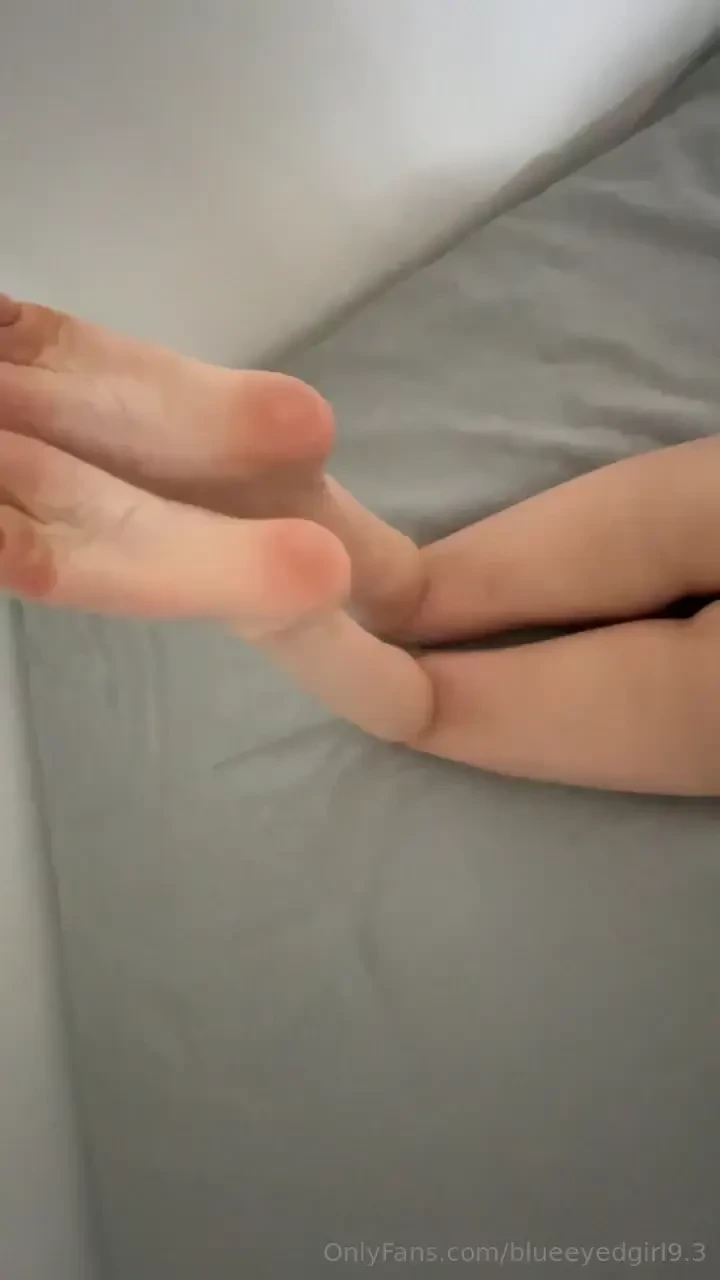 Want to taste my feet 