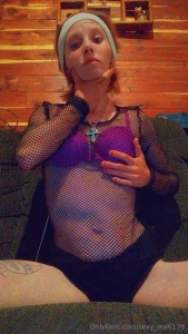 Enjoy my body when i m not pregnant i have a petite but sexy body