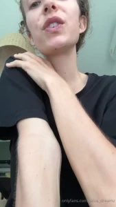 Tip me 4 for the whole fluffy and blonde arm hair joi