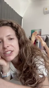 Get to see the whole jerk off dirty talk instruction in this position