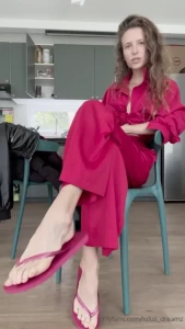 Get to see the whole 1 5 min video for just 3 where i dangle these