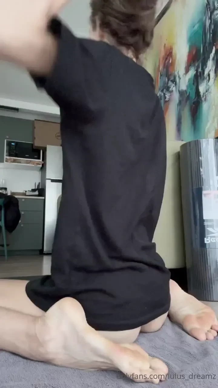 Get to see the whole jerk off feet teasing and assplay with dirty talk 