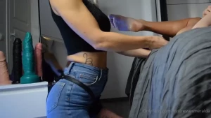 Jeans amp pegging testing new hankey toys this dildo felt so realistic