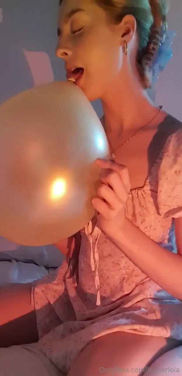 Balloon asmr 