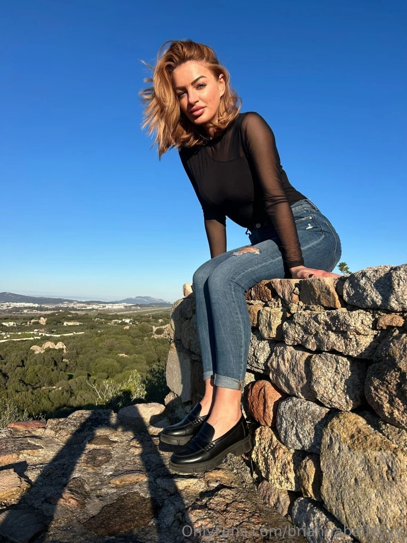 Let s enjoy the sun together and make your day even better 