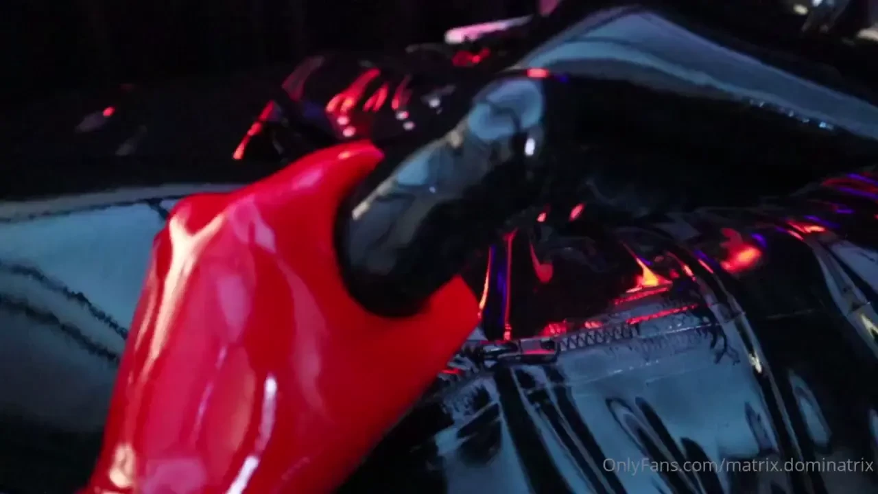 Hugh_mungus_rub is such a lucky boy it s hard not to play with his big 