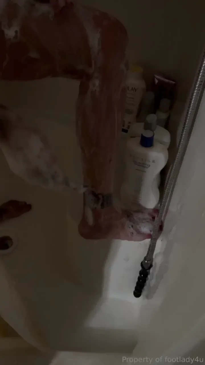 Shave my legs for you 