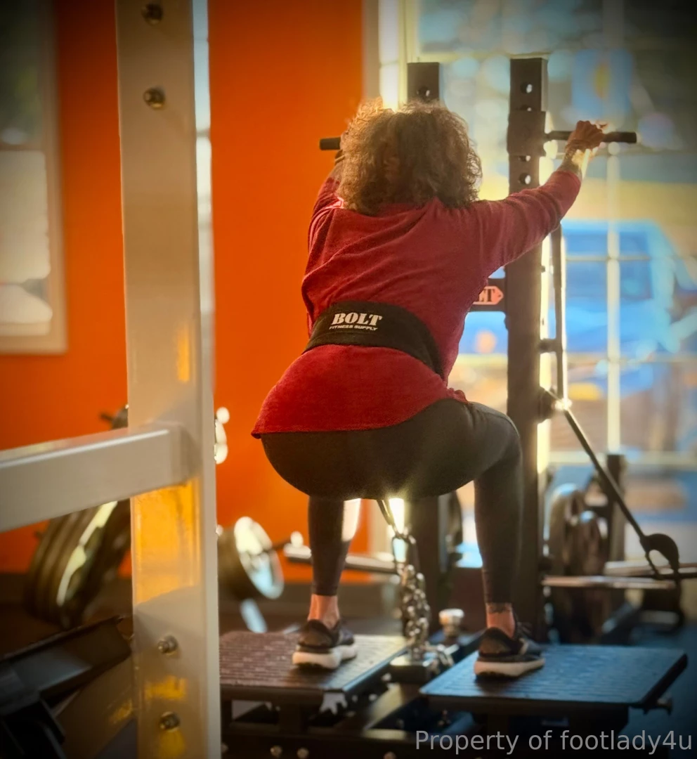 Putting in the work to build a better set of legs and plumper booty 