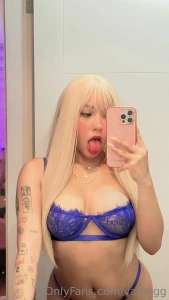 I want to kiss your cock right now and pass that tongue that is