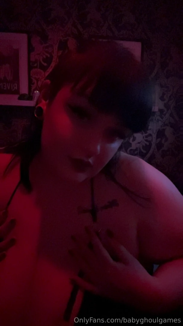 My tits are just way too heavy want to hold them for me 