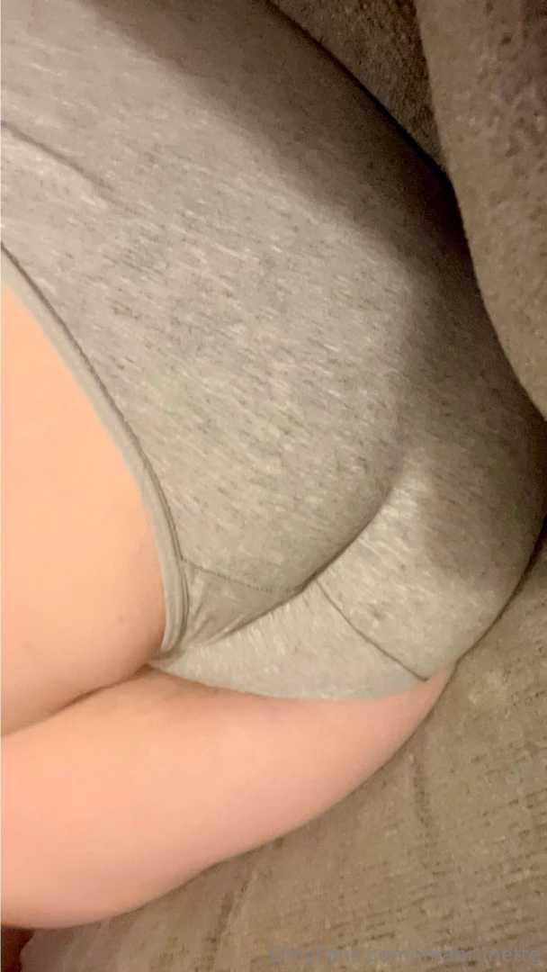 Getting cozy on the couch but i m horny and my pussy is throbbing i 