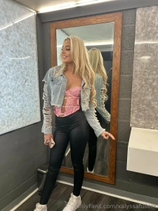 Can t help it if i m a little hard to ignore