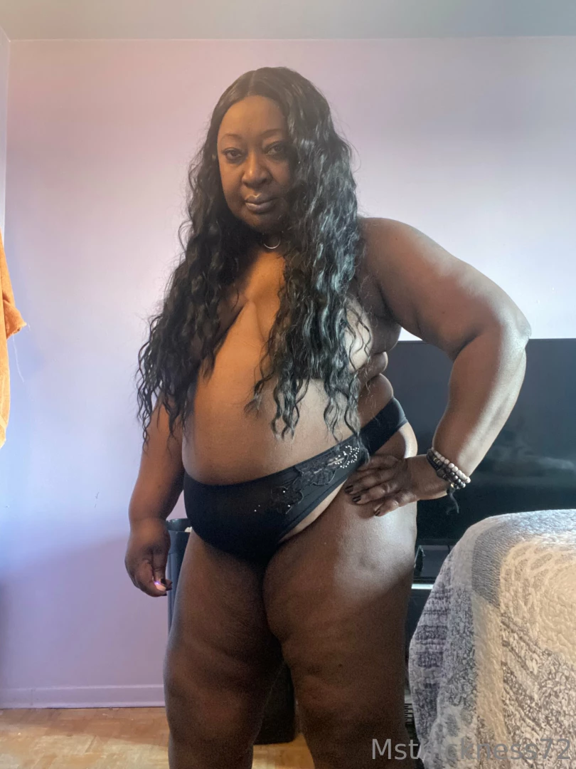I can t believe all this hair is covering my tits send me a message to 