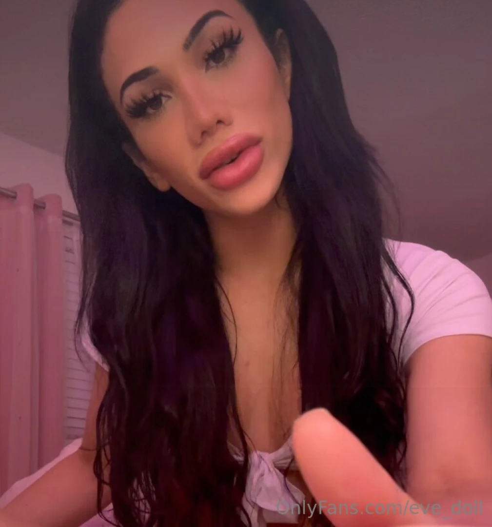 Last night i had the wildest dream and you were in it check your dms 