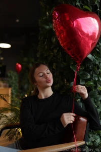 You love with your eyes so let me do it beautifully i want to create