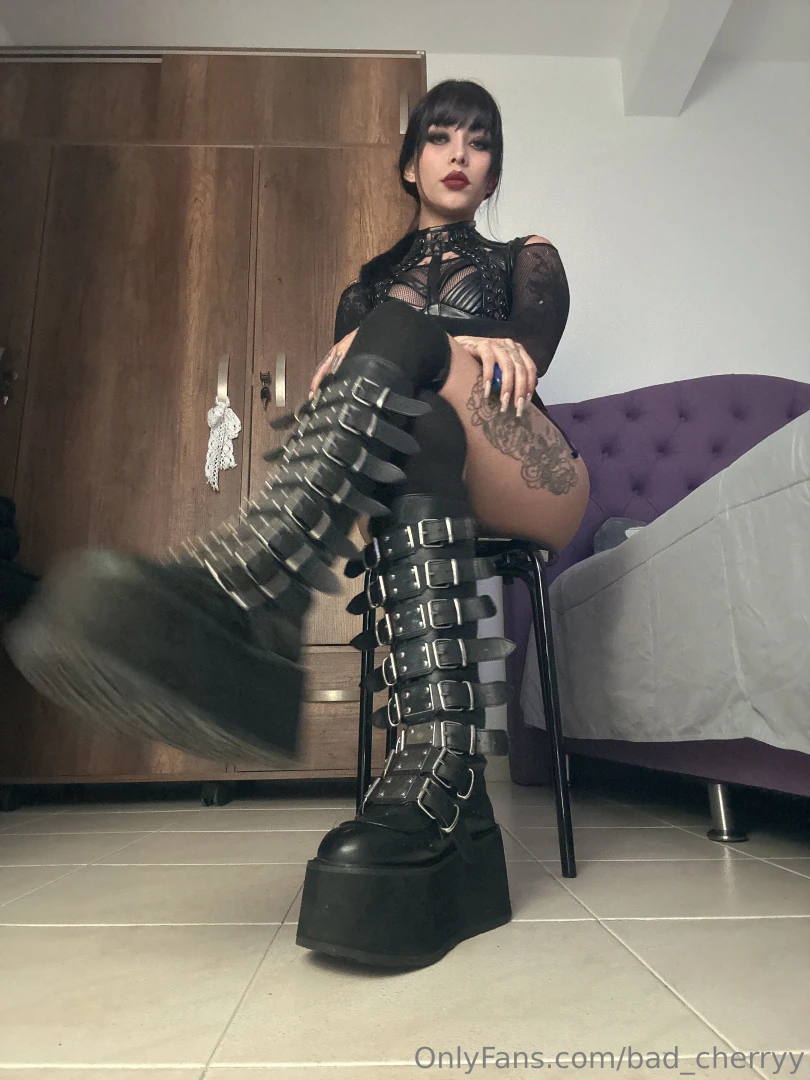 Mommy is here bitch on your knees 