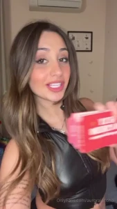 Le feste non sono finite e nemmeno le sorprese bollenti che ho per te