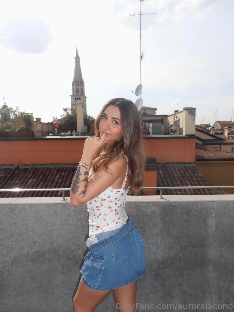 Indovina chi ha fatto un nuovo video 