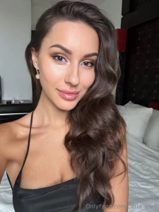 Keep smiling and the world will be at your feet