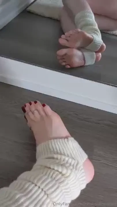 Doing vid calls for the rest of the night dm me 