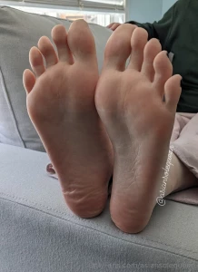 Milking for the rest of the day dm for vid calls and chat sessions part 1