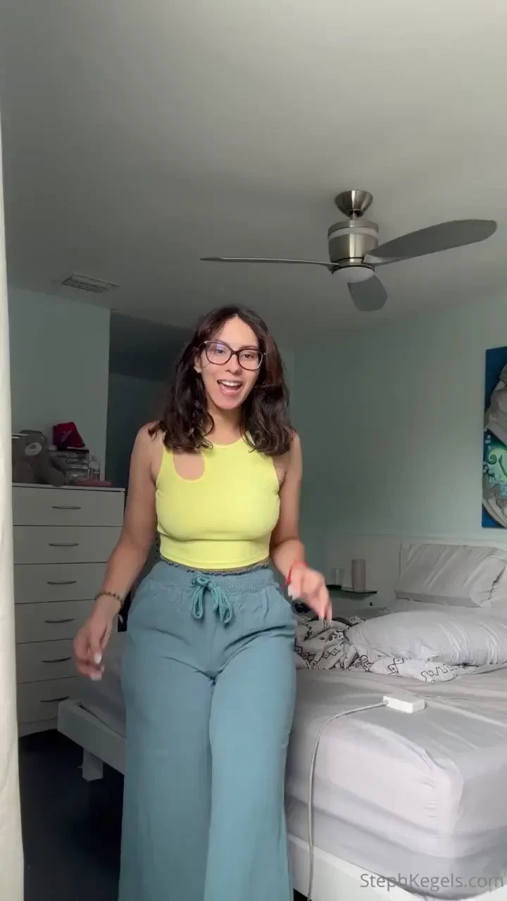 I m still gonna wear them though lol if i twerk and they break none of 