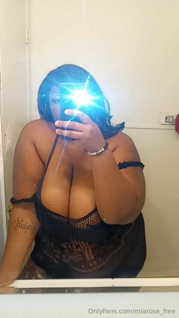 More to love more to explore come get lost in these luscious vibes 