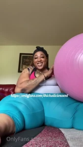 Trying to do leg exercise with my yoga ball fail lol