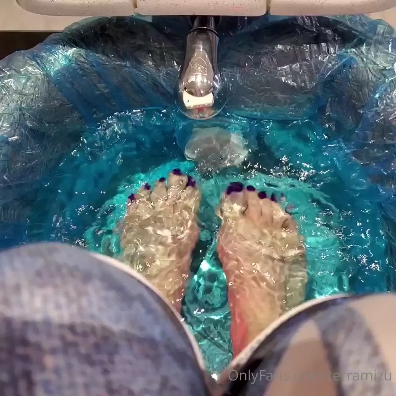 Video getting a well deserved pedicure today 