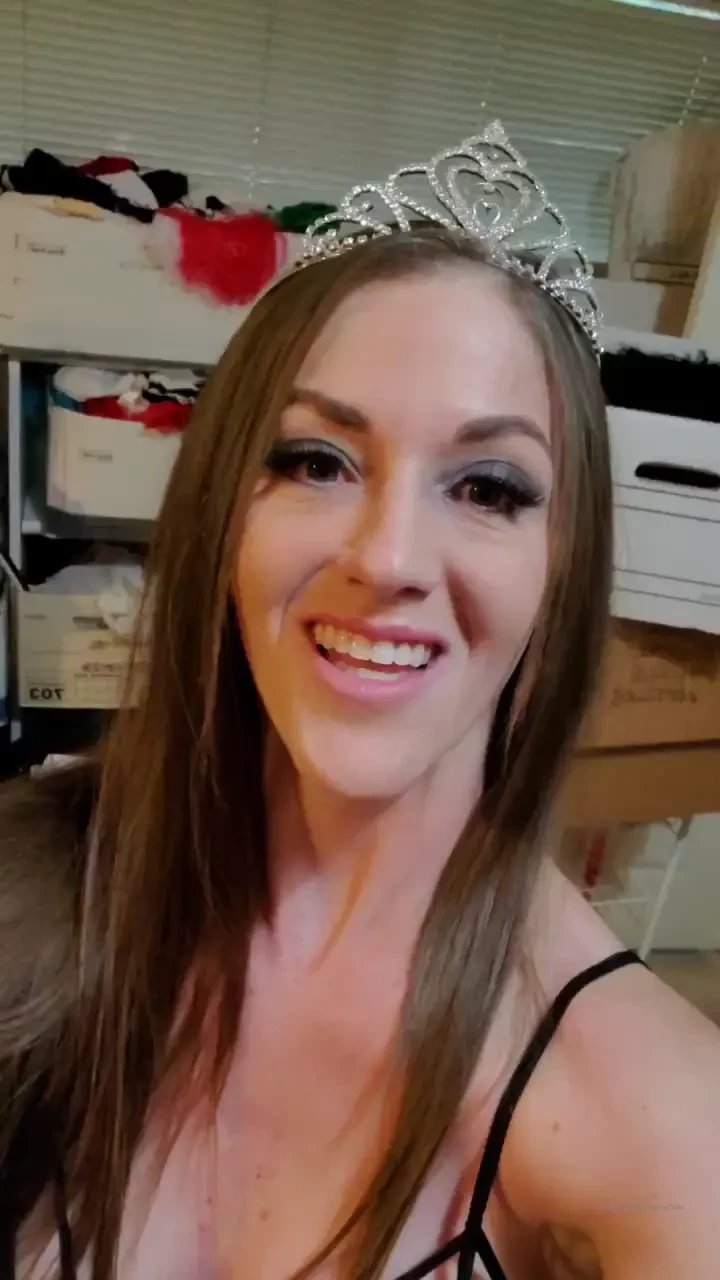 Video bts i m an evil princess shooting bondage for americandamsels 