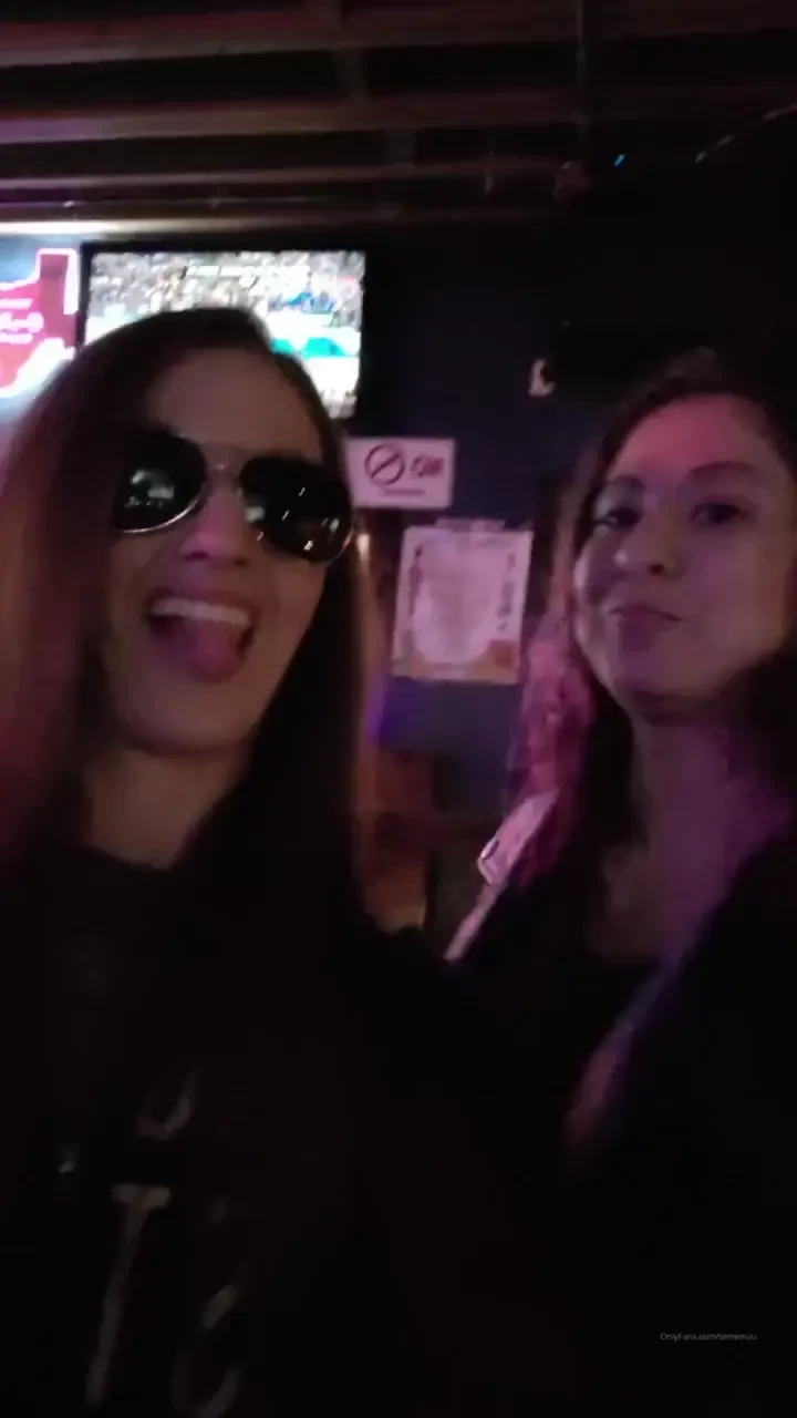 Video shenanigans in austin tx with queengialove onlyfans 