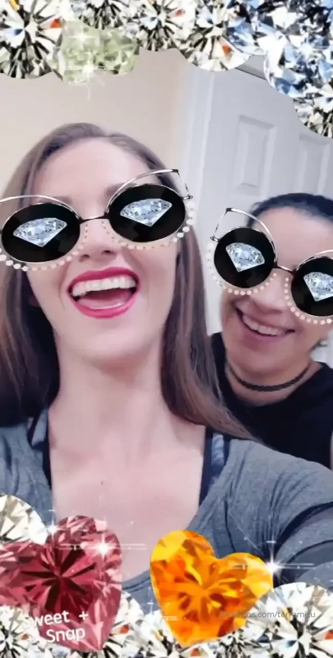 Hi new subscribers i ll get some bts of our shoot today 