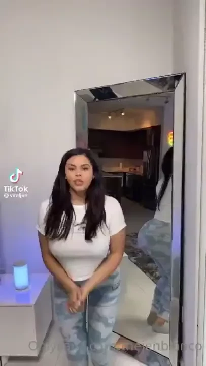 Drop an emoji if ur up rn lol 