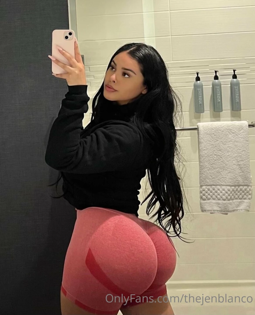 Early morning gym vibes 