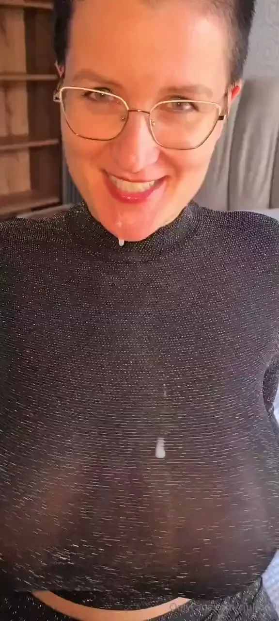 My new quicky cumshot video deep in the throat 